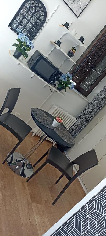 Studio City 5 De La Contrescarpe D'Amiens Exterior photo